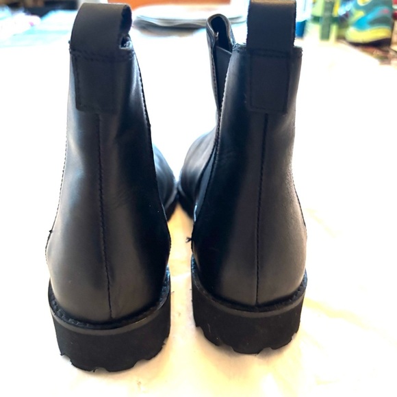 NWOT  DESIGN Black Chelsea Boots with Chunky Soles SZ 5.5 main image 8